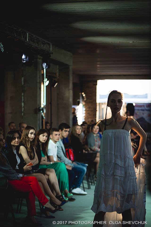 Другий день Lutsk Fashion Weekend: як будівництво перетворили на модний подіум