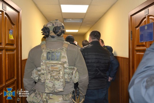 СБУ викрила керівництво Департаменту міграційної поліції на масштабних схемах «кришування» проституції