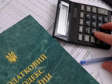 Заробітчани та наймані працівники: кого зачепить податкова амністія