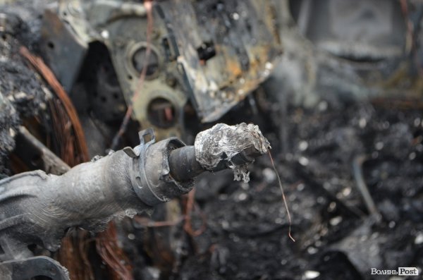 У Луцьку вщент згорів автомобіль.ФОТО