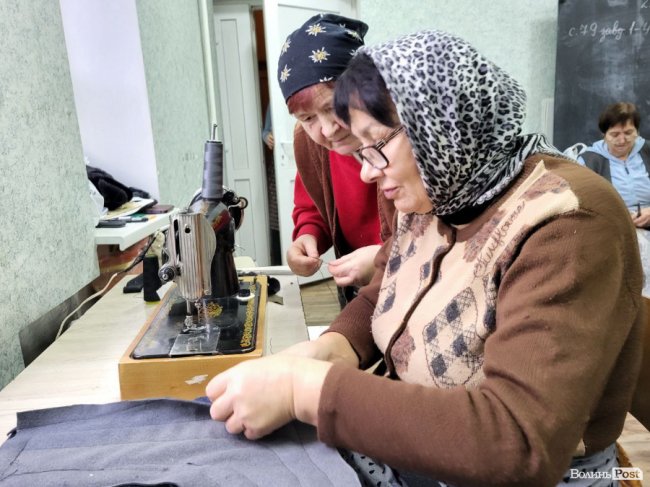 У Ківерцях шиють валянки для військових на передову