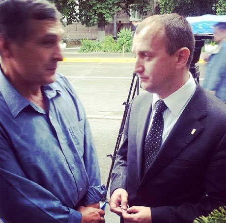 У Києві журналісти встановили намети під МВС. ФОТО. ВІДЕО