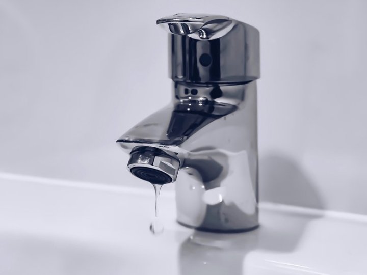 У місті на Волині людей просять не поливати городи водою з крана