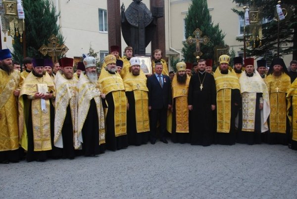 Мера Луцька нагородили медаллю. ФОТО