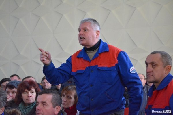 У Луцьку «розбиралися» з директором «Електротермометрії». ФОТО