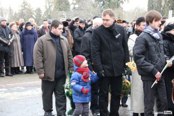 Луцьк вшанував Шевченка. ФОТО