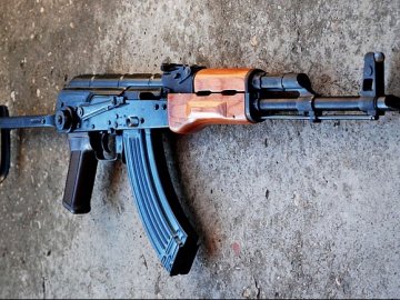 На Донбасі військовий покінчив життя самогубством