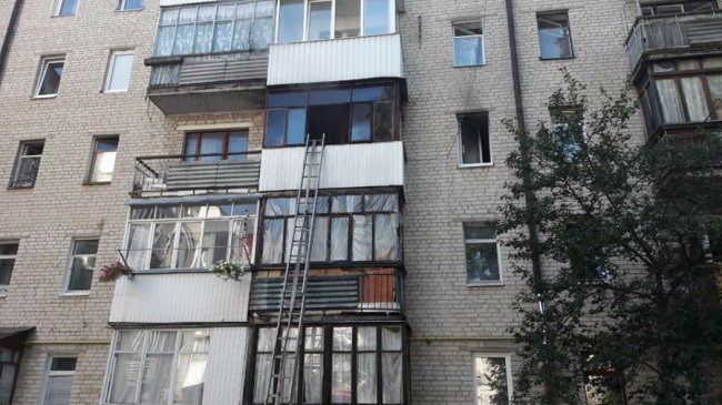 Пожежа у луцькій багатоповерхівці: евакуювали 13 людей. ФОТО