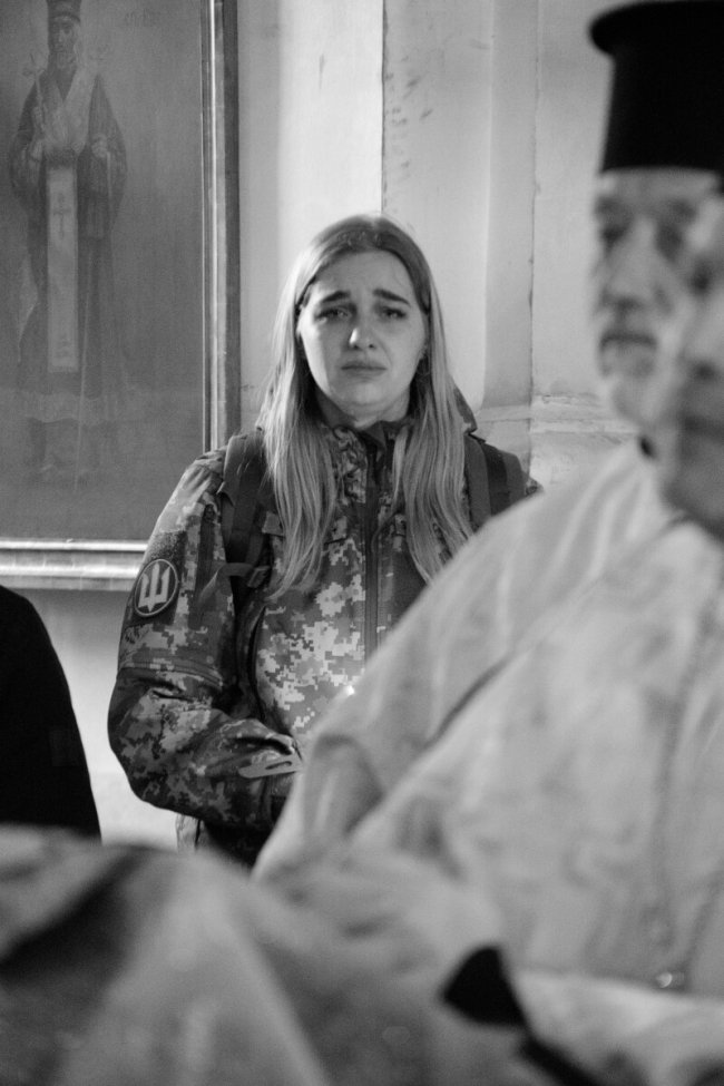 Лучани провели в останню путь Захисника Юрія Волошина