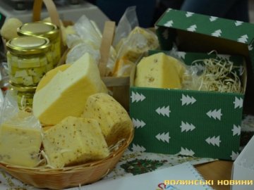 Волинські виробники частували лучан делікатесами. ФОТО
