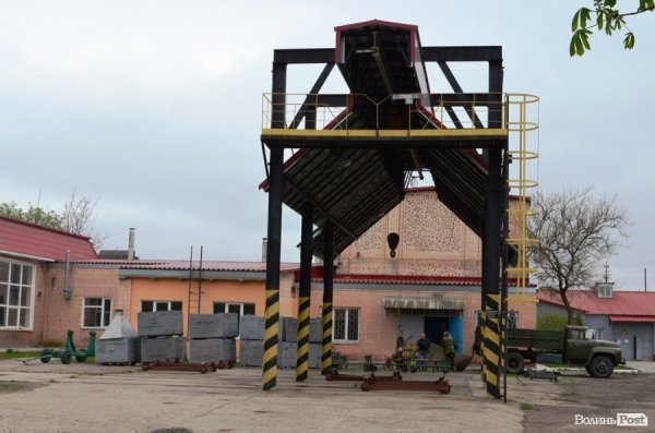 Тут завод отримує двигуни 