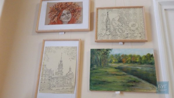У Володимирі-Волинському - виставка картин на осінню тематику. ФОТО