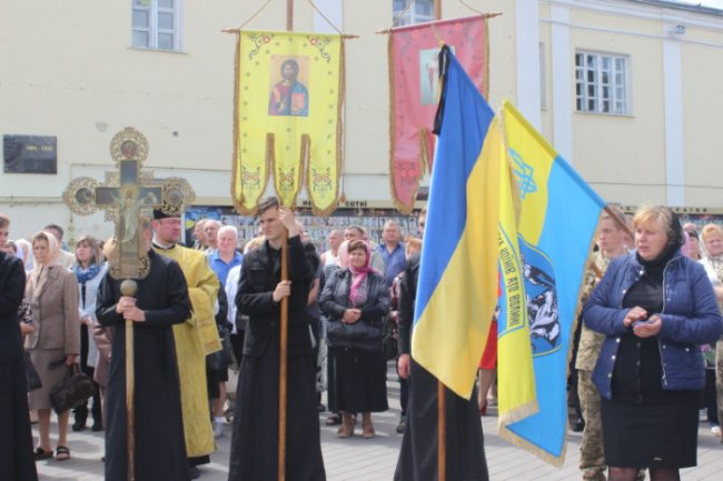 У Луцьку попрощалися із Героєм Андрієм Волосом. ФОТО