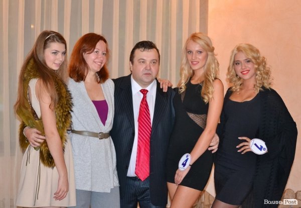 Як дівчата готуються до конкурсу «Міс Принцеса України». ФОТО