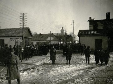 Зима у місті на Волині 100 років тому. ФОТО