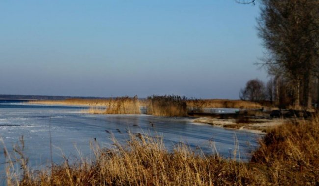 Опублікували зимові світлини мальовничого Світязю. ФОТО