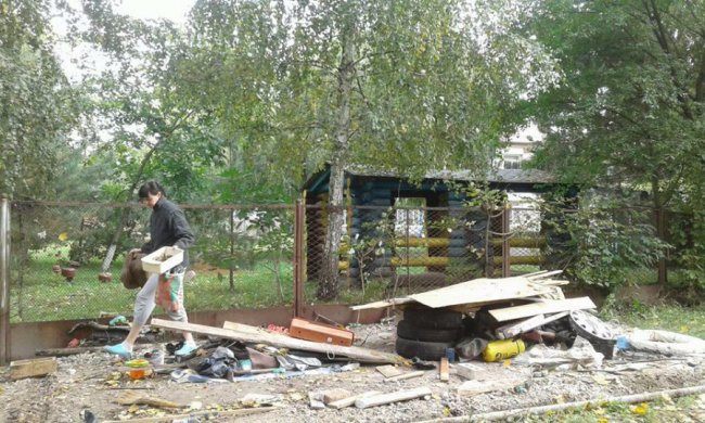 Луцькі муніципали зносили незаконні гаражі