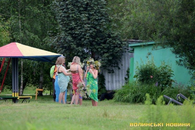 Як у Луцьку на Івана Купала освячували воду у Стиру. ФОТО