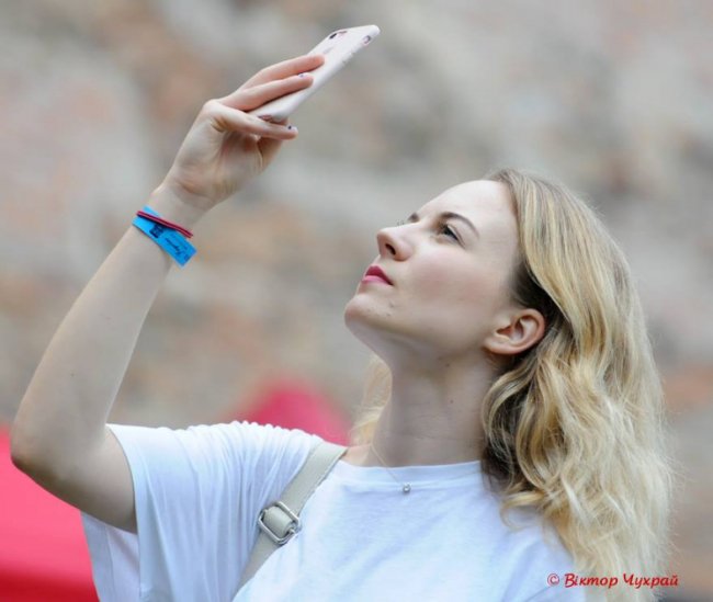 Селфі, їжа і дівчата: луцький фудфест на фото