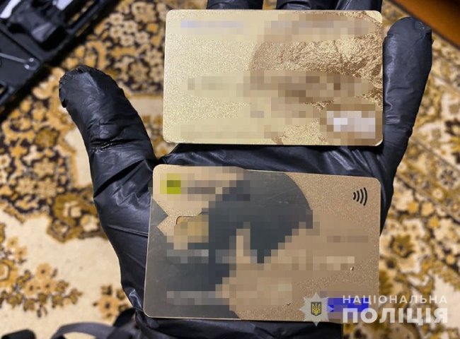 Волинські оперативники затримали торговця зброєю. ФОТО