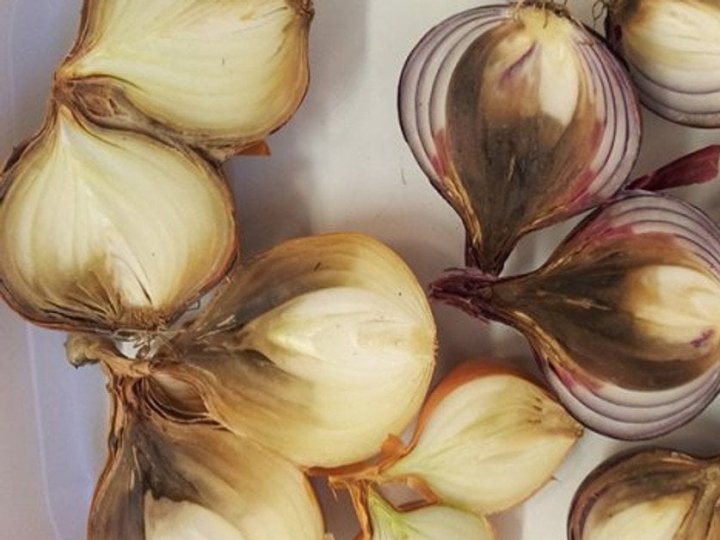 Чому цибуля гниє під час зберігання: помилка, якої припускаються 90% дачників