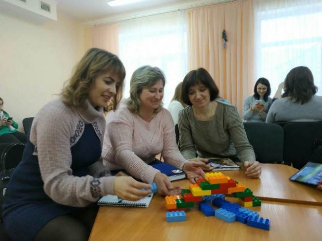 З Данії передали «халявні» ігрові набори LEGO для волинських малюків