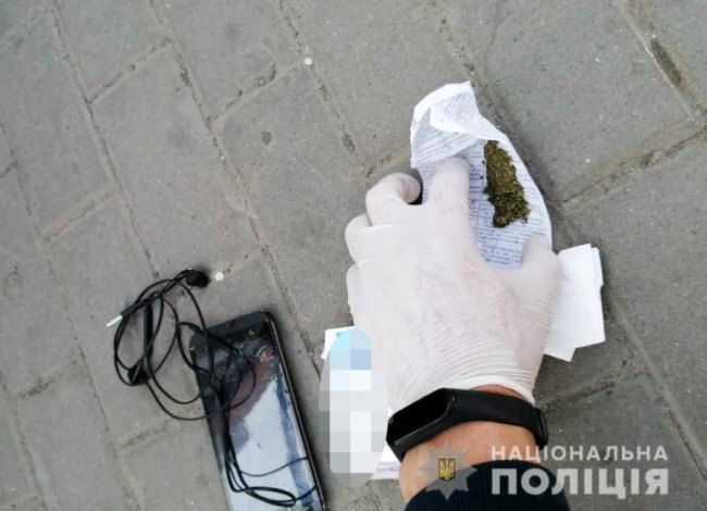 У Ківерцях затримали чоловіка, який продавав наркотики. ФОТО