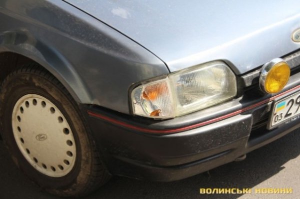 Аварія в Луцьку: жінка вскочила під колеса авто. ФОТО. ВІДЕО