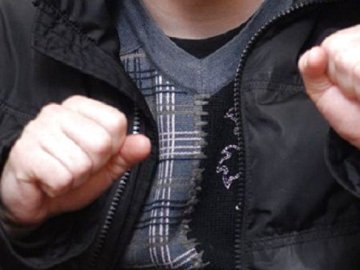 За побиття поліцейського лучанину дали 2 роки умовного покарання