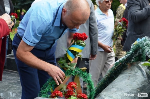 У Луцьку вшанували пам'ять героїв війни. ФОТО