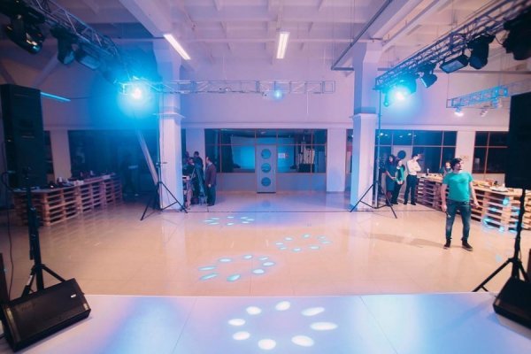 Новорічний корпоратив у Modern-Expo: мандри, танці та мистецтво