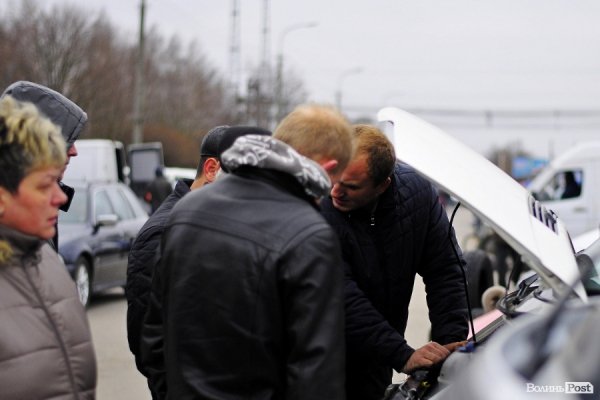 Луцький авторинок. БУДНІ МІСТА