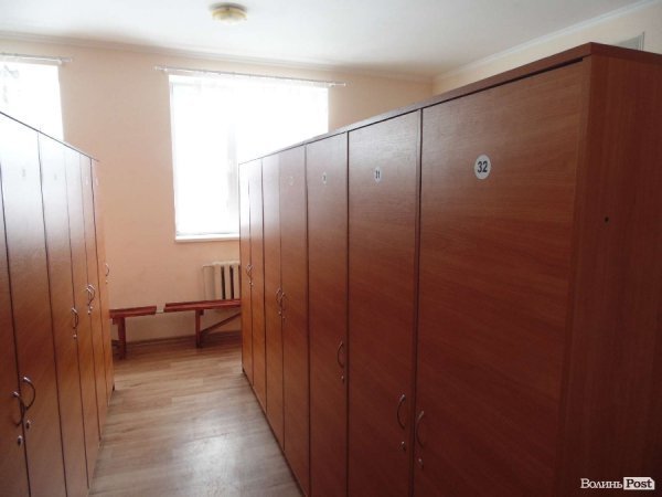 Шафи для одягу солдатів