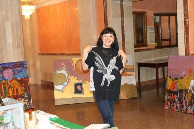 Футболку Винника продаватимуть у Луцьку через інтернет