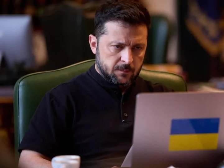 Білий дім може запросити Зеленського на Аляску, де зустрічатимуться Трамп і путін, — NBC News