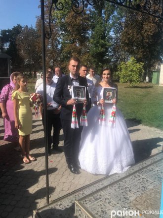 Волинська журналістка вийшла заміж. ФОТО