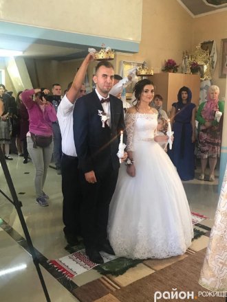 Волинська журналістка вийшла заміж. ФОТО