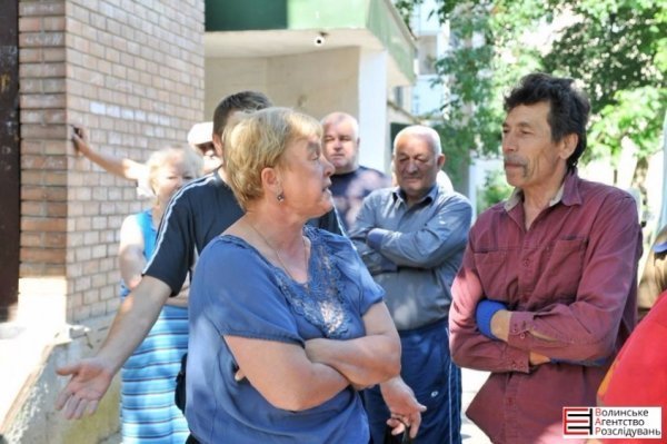 Лучани протестують проти встановлення лічильників. ФОТО