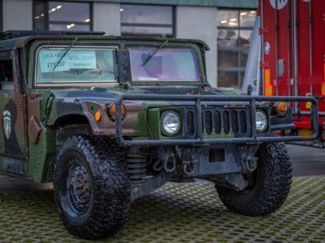 Люксембург передає Україні позашляховики «Хамві»