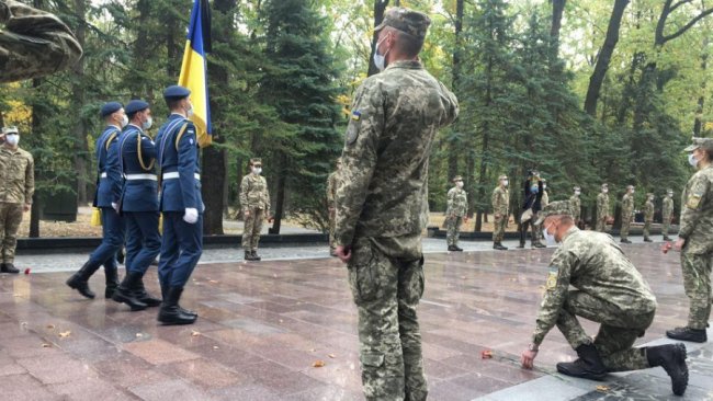 У Харкові прощаються із загиблим у авіакатастрофі Ан-26 курсантом. ФОТО