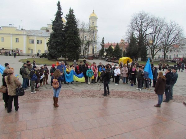 Кримські татари Волині провели акцію проти окупації Криму. ФОТО
