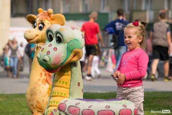 Шкільний сезон у Луцьку. ФОТО