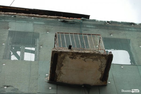 «Будинок-привид» в центрі Луцька хочуть ремонтувати. ФОТО