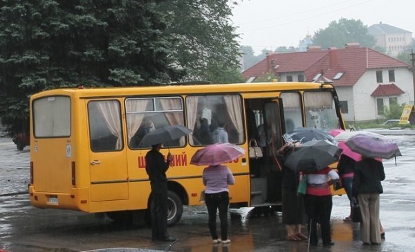 Сергій Мартиняк придбав путівки у літні табори для дітей з Горохівського району. ФОТО*