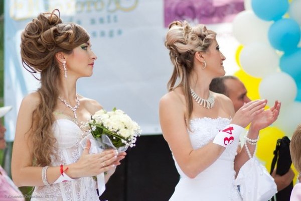 Переможці Параду наречених в Луцьку. ФОТО