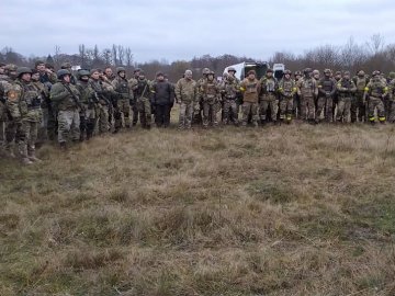 На українсько-білоруському кордоні на Волині сили оборони вчаться зупиняти броньовану ворожу техніку