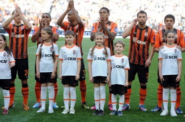 Як «Шахтар» святкував чемпіонство. ФОТО. ВІДЕО