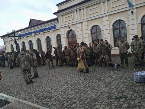 Без втрат і з поповненням: перші бійці 14-ї бригади прибули на Волинь. ФОТО