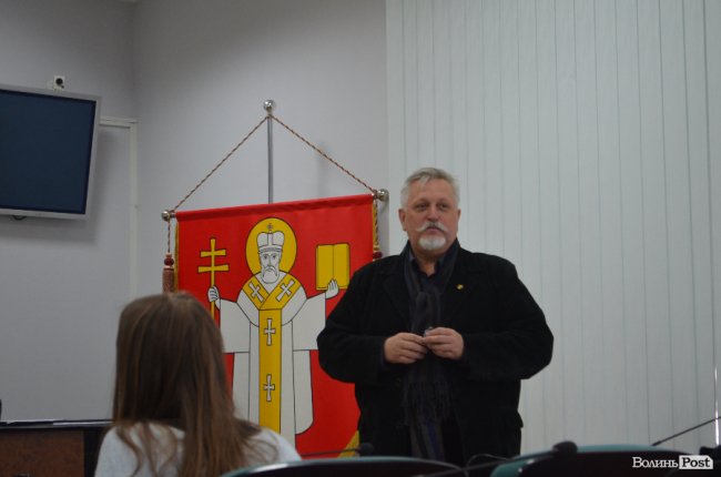 Мультики про кликуна та екскурсія дахом: що пропонували на конкурсі туристичних проектів у Луцьку