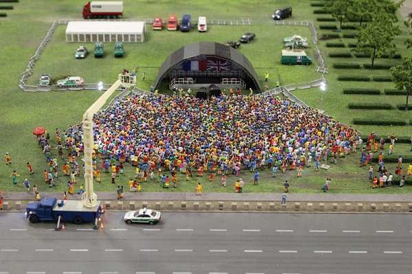 Якийсь мітинг. Мабуть - санкціонований